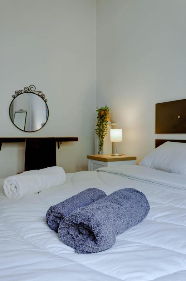Sunny All Day Apartment Near Athens City Center المظهر الخارجي الصورة