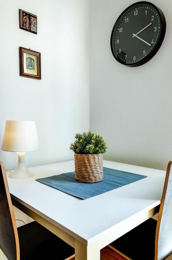 Sunny All Day Apartment Near Athens City Center المظهر الخارجي الصورة