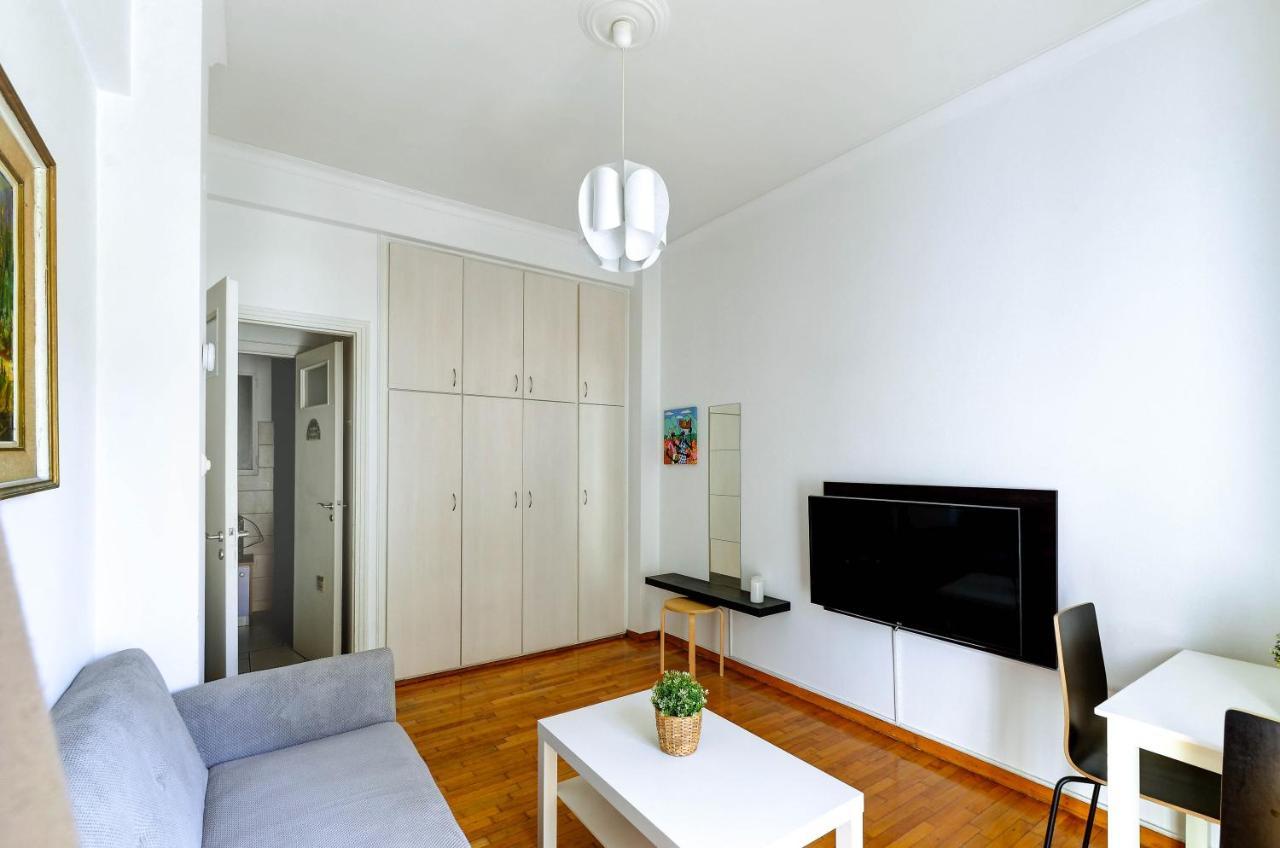 Sunny All Day Apartment Near Athens City Center المظهر الخارجي الصورة